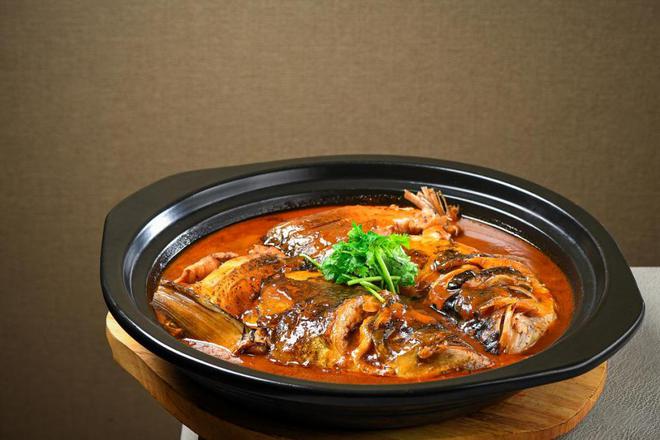 養生雞湯煲湯食譜大全_養生滋補土雞湯_營養土雞湯