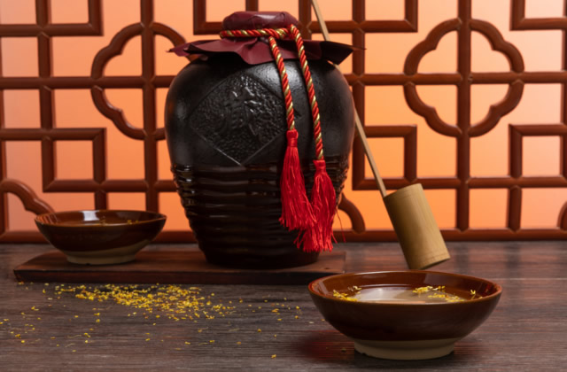 養(yǎng)生白酒有哪些_白酒養(yǎng)生嗎?_養(yǎng)生白酒每天喝多少